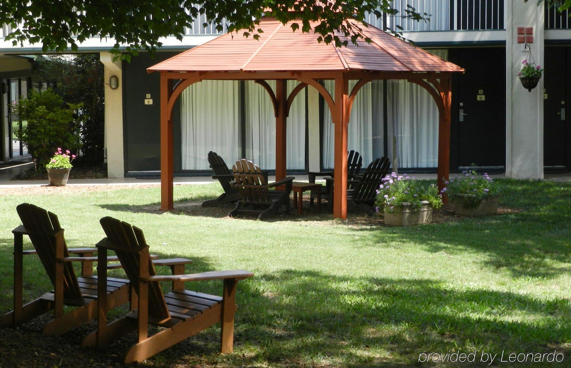 Chapel Hill University Inn Εξωτερικό φωτογραφία