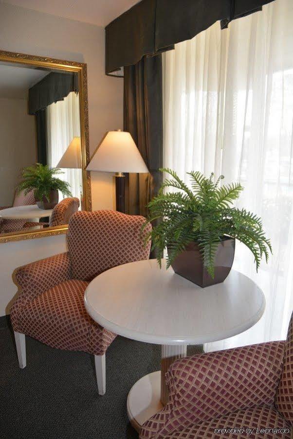 Chapel Hill University Inn Εξωτερικό φωτογραφία