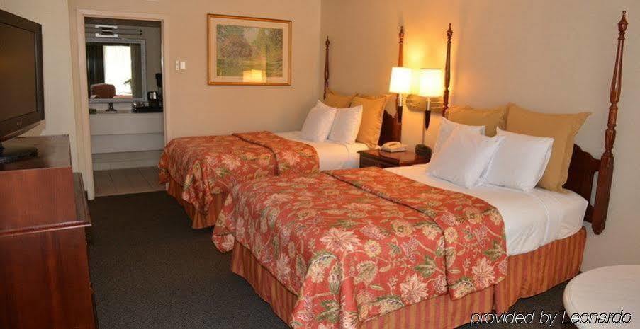 Chapel Hill University Inn Εξωτερικό φωτογραφία